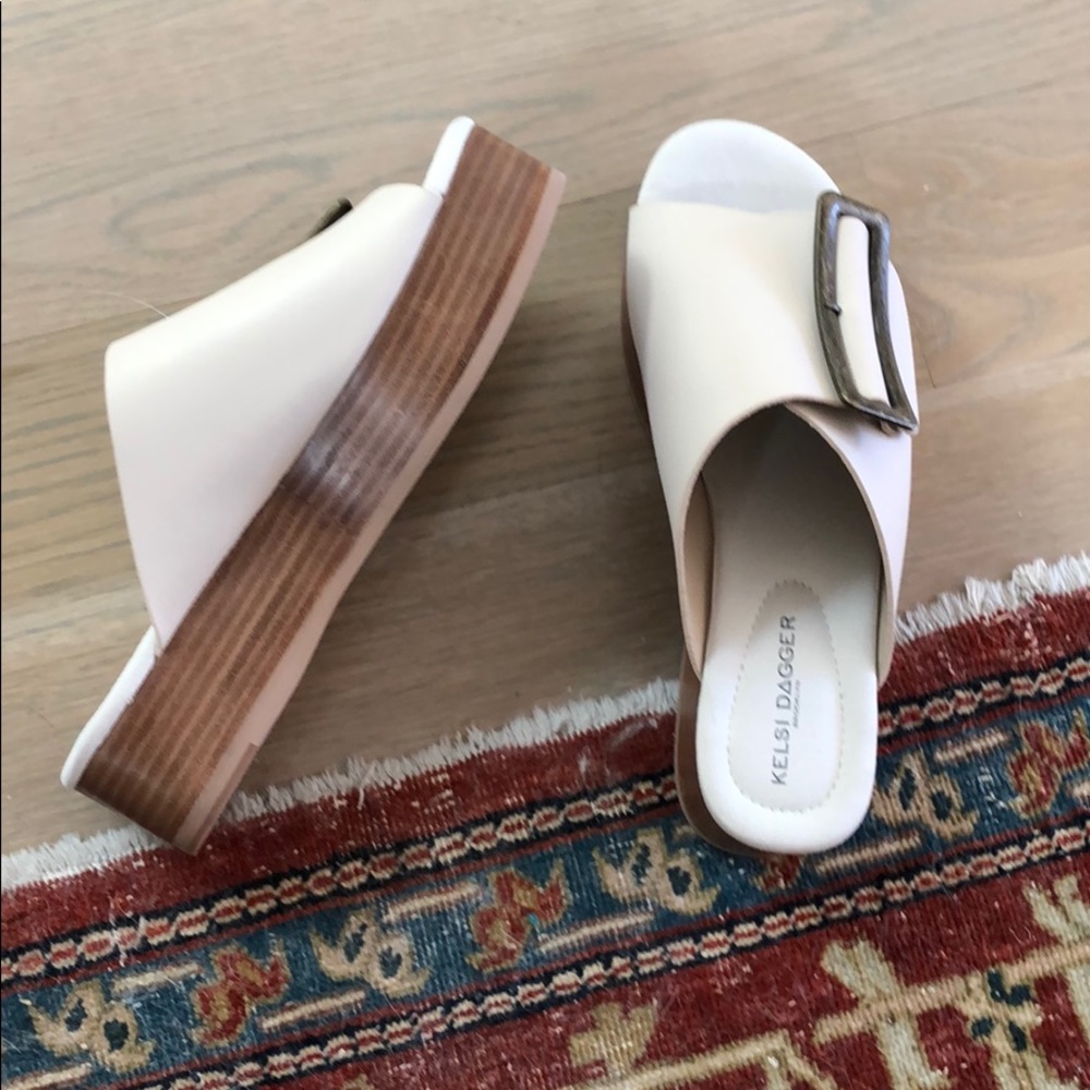 Brand new Kelsi Dagger sandals